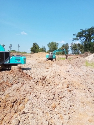 แบ็คโฮ โกเบลโ้ก้ SK200