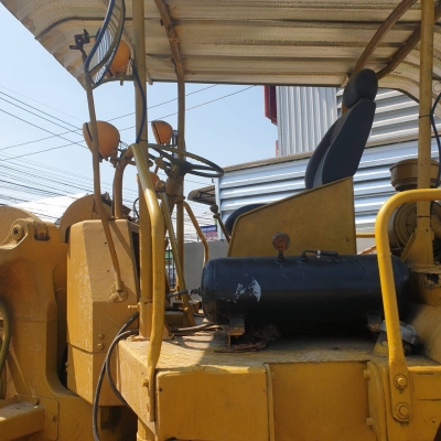 ขายรถตักล้อยาง CAC-950 รถพร้อมใช้ ราคา.350,000 เครื่องเปลี่ยนใหม่ ระบะการทำงานพร้อม ต่อแขนแล้ว สนใจคุยกันครับที่.081-3531946 ต่อ.บางนา