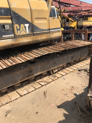 ขายรถแบคโฮมูมยาวCAT320V2-LCเอกสารเล่มทะเบียน ราคา.780,000 รถใช้งานอยู่ แอร์มี ไฟฟ้าใช้งานได้ มูมยาว 18 ม.สนใจนัดลองรถได้ที่ 081-3531946 ต่อ.บางนา รถอยู่ กทม