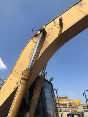 ขายรถแบคโฮมูมยาวCAT320V2-LCเอกสารเล่มทะเบียน ราคา.780,000 รถใช้งานอยู่ แอร์มี ไฟฟ้าใช้งานได้ มูมยาว 18 ม.สนใจนัดลองรถได้ที่ 081-3531946 ต่อ.บางนา รถอยู่ กทม