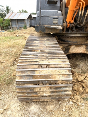 ขายรถแบคโฮ HITACHI ZX200-5G อินวอยราคา.1,250,000 รถพร้อมใช้งาน แอร์มี ไฟฟ้าใช้งานได้ เอวมีขยับนิดหน่อย ชั้วโมงการทำงาน 15,880 ช.ม สนใจนัดลิงรถได้ที่ 081-3531946 ต่อ.บางนา รถอยู่ สระแก้ว