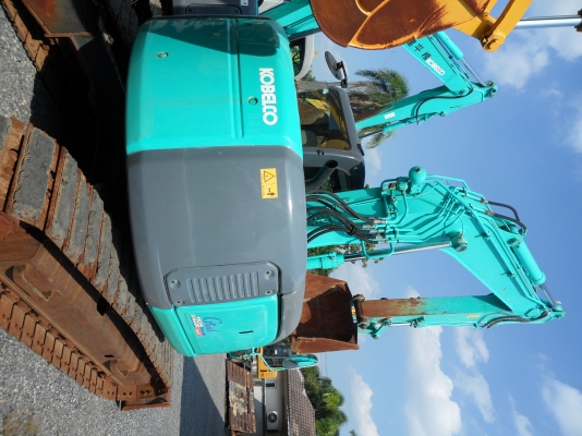 SK135-yy04 4,XXXชม  KOBELCO (รถนอก นำเข้า ขายถูก)@1,680,000บาท เครื่องดีปั่มแรง ไฟฟ้าครบ รถนอกเพิ่งนำเข้ามาใหม่ ยังไม่เคยใช้งานในเมืองไทย คอนโทรลน้ำมัน ปั้มนี้ว เครื่องดีปั้มเเรงเร็วแรงไม่โหลดพร้อมใช้ บูมอาร์มสวย ช่วงล่างดี รถสวย เร็วแรง ไม่โหลด รถพร้อมใช