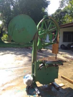 เลื่อยสายพานผ่าไม้ มูเลย์26” มือสองสภาพสวย เลื่อยสายพานผ่าไม้ มูเลย์26” มือสองสภาพสวย