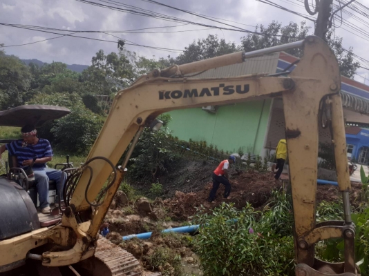 ขาย 375,000 KOMATSU pc 40-8 MR 2 ไฟฟ้าครบ เครื่องดี ปั้มแรง เอวแน่น ช่วงล่างเต็ม รถสวยพร้อมใช้ รถใช้