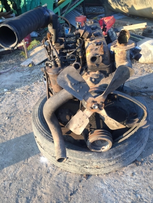 ขายเครื่อง DA220 เครื่องรถตัก 13000