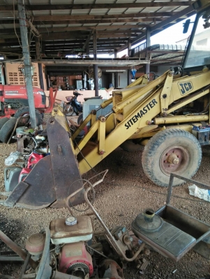 ขายรถหน้าตักหลังขุด JCBพร้อมใช้
