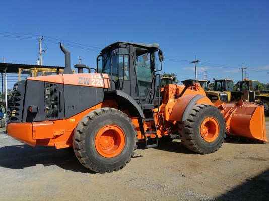 รถตัก เก่านอก ขายถูก TCM ZW220 นำเข้าจากญี่ปุ่น สภาพสวย ราคาไม่แพง โทร.090-986-2521 อ๊อบ รถตัก เก่านอก ขายถูก TCM ZW220 นำเข้าจากญี่ปุ่น สภาพสวย ราคาไม่แพง โทร.090-986-2521 อ๊อบ