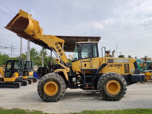 รถตัก มาใหม่ KOMATSU WA380-5 สภาพสวย นำเข้าจากญี่ปุ่น โทร.090-986-2521 อ๊อบ