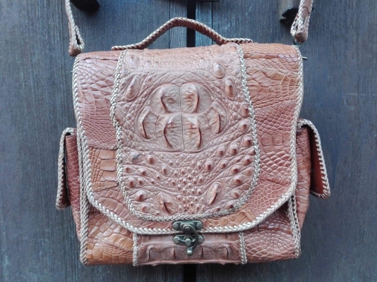 กระเป๋าหนังจรแท้ มือหนึ่ง !  สีดำ และ สีแทน  ราคาพิเศษจากผู้ผลิตโดยตรง