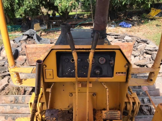 komatsu d20p-5 รถดันดิน เครื่อง4D94-2 โซ่ยาว50