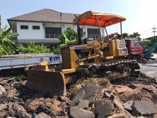 komatsu d20p-5 รถดันดิน เครื่อง4D94-2 โซ่ยาว50