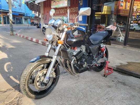 ขาย HONDA CB400 ปี97 เวอร์ชั่นS เดิมๆ สีใหม่ มีท่อแต่ง แฮนด์บาร์ โช๊คหลังแต่ง อินวอยส์ สรรพสามิตร รา ขาย HONDA CB400 ปี97 เวอร์ชั่นS เดิมๆ สีใหม่ มีท่อแต่ง แฮนด์บาร์ โช๊คหลังแต่ง อินวอยส์ สรรพสามิตร รา