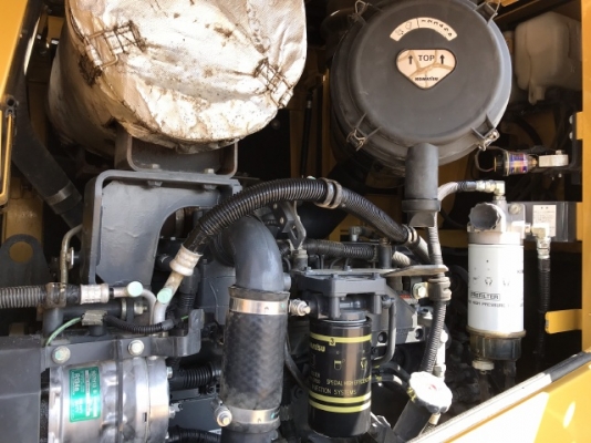 ขายรถตักล้อยาง KOMATSU WA320-6 ปี 2013 นำเข้าเองจากญี่ปุ่น สภาพสวยพร้อมใช้งาน มีVDOการทำงานครับ