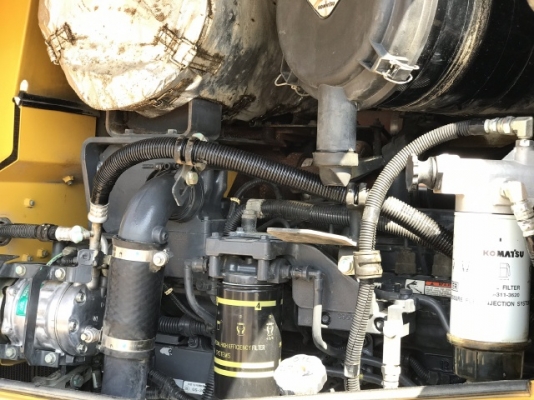 ขายรถตักล้อยาง KOMATSU WA320-6 ปี 2013 นำเข้าเองจากญี่ปุ่น สภาพสวยพร้อมใช้งาน มีVDOการทำงานครับ