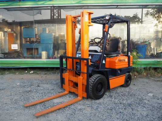 รถญี่ปุ่น นำเข้า TOYOTA 5FG15 เสา 3 เมตร ยก 1.5 ตัน ทำสี เก็บงาน พร้อมใช้
