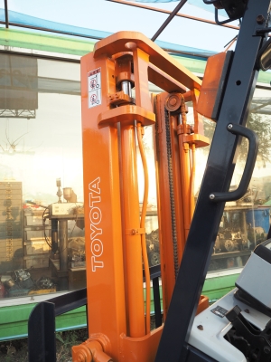 รถญี่ปุ่น นำเข้า TOYOTA 5FG15 เสา 3 เมตร ยก 1.5 ตัน ทำสี เก็บงาน พร้อมใช้