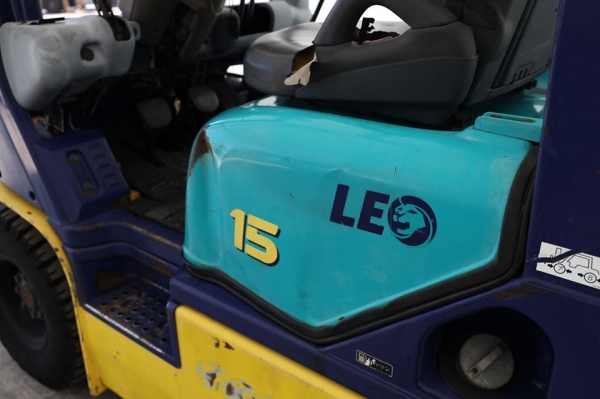 Komatsu  FG15C-16 ยก1.5ตัน เสายกสูง3เมตร เครื่องเบนซิล ไม่เคยใช้งานในไทย