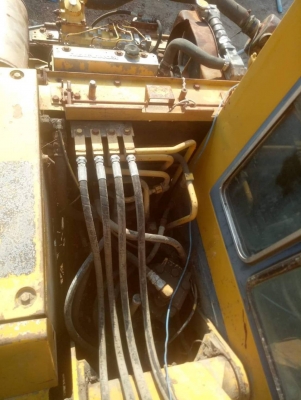 ขายคู่2คันแมคโฮ KOMATSU PC60-2 มีเล่มทะเบียน1คัน ไม่มีเล่มทะเบียน1คันขายรวม2คันราคา 550,000