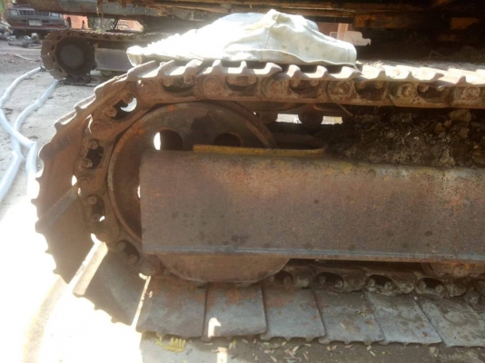 ขายคู่2คันแมคโฮ KOMATSU PC60-2 มีเล่มทะเบียน1คัน ไม่มีเล่มทะเบียน1คันขายรวม2คันราคา 550,000