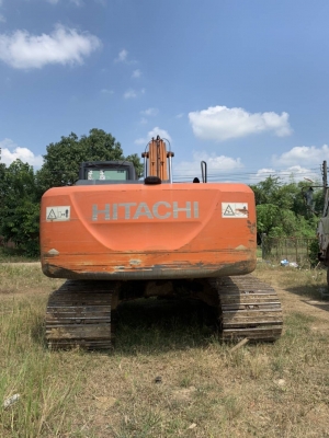 ขาย 1,190,000 HITACHI ZX 200-5G ไฟฟ้าครบ เครื่องดี ปั้มแรง เอวแน่น ช่วงล่างดี เอกสารเล่มทะเบียน รถพร้อมใช้งาน รถอยู่ สระแก้ว 090-772-3710 090-772-3708