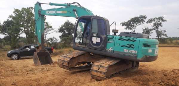 ขาย 1,480,000 KOBELCO sk 200-8 yn 12 super x  เอกสารเล่มทะเบียน เครื่องดี ปั๊มแรง เอวแน่น ช่วงล่างเต็ม ไฟฟ้าครบ รถสวยพร้อมใช้งาน รถอยู่ ชัยภูมิ 090-772-3710 090-772-3708