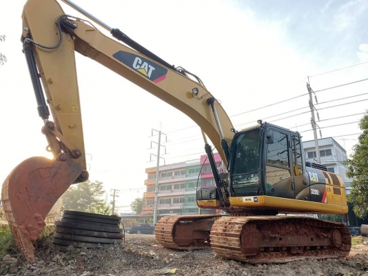 CAT320D2 ใช้งาน 5000ช.ม. กล่องใหญ่ TDZ รถสวย สีเดิมๆ ช่วงล่างเต็ม เล่มทะเบียน CAT320D2 ใช้งาน 5000ช.ม. กล่องใหญ่ TDZ รถสวย สีเดิมๆ ช่วงล่างเต็ม เล่มทะเบียน
