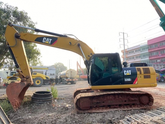 CAT320D2 ใช้งาน 5000ช.ม. กล่องใหญ่ TDZ รถสวย สีเดิมๆ ช่วงล่างเต็ม เล่มทะเบียน CAT320D2 ใช้งาน 5000ช.ม. กล่องใหญ่ TDZ รถสวย สีเดิมๆ ช่วงล่างเต็ม เล่มทะเบียน