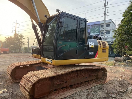CAT320D2 ใช้งาน 5000ช.ม. กล่องใหญ่ TDZ รถสวย สีเดิมๆ ช่วงล่างเต็ม เล่มทะเบียน