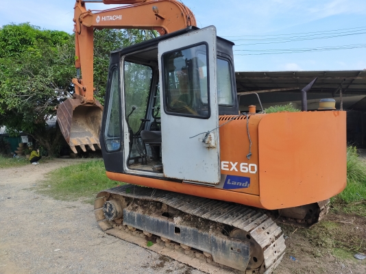 ขายรถแบคโฮ hitachi ex60-1สภาพพร้อมใช้