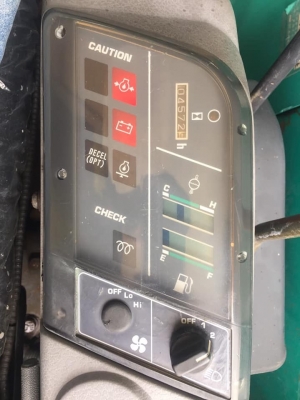 ขายรถขุดแบคโฮเก่านอกแท้ สวยเดิมๆ ยี่ห้อ : KOMATSU 30-7 ขนาดPc-30 #คอลโทนสั้นปั๊มนิ้ว แทรคเหล็กใหม่ เครื่องแน่น ระบบไว รถพร้อมใช้งาน เอกสารใบอินวอยครบ       ????ราคา 430,000 ต่อรองได้???? ☎️ติดต่อ 096-3268553 (สถิตย์พันธ์) ????ID LINE 0963268553 ร้านรุ่งเจ