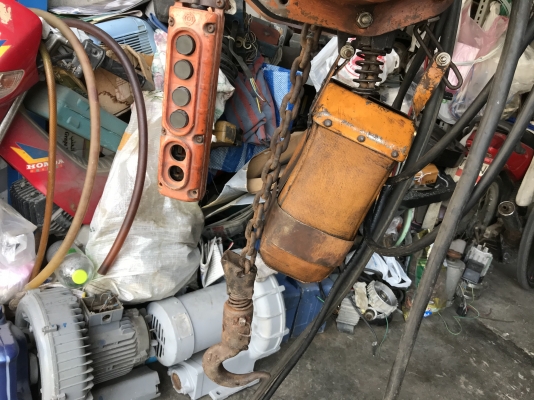 ขายรอกโซ่ไฟฟ้า 4ทิศทาง Hitachi 1ton 380V made in Japan สภาพเดิมๆ อุปกรณ์ครบ พร้อมใช้งาน