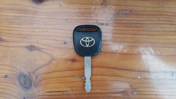 ดอกกุญแจรีโมท Toyota แท้