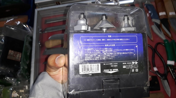 ขายดอกเร้าเตอร์ชุด12ชิ้น MADE IN JAPAN.ใหม่ ขายดอกเร้าเตอร์ชุด12ชิ้น MADE IN JAPAN.ใหม่