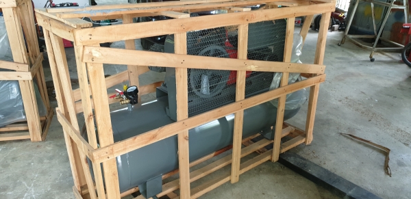 4 แรง 3 หัว 200 ไฟ 220 v 4 แรง 3 หัว 200 ไฟ 220 v