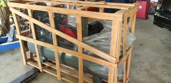 4 แรง 3 หัว 200 ไฟ 220 v 4 แรง 3 หัว 200 ไฟ 220 v