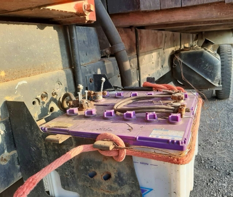 หกล้อ ฮีโน่ FD3H HO7C185โบว์ ติดเครน UNIC 3ตัน 3ปอก กะบะยาว5ม.เครืองดี แคชชีสวย รถสภาพดีใช้งานประจำ ทะเบียน ม.79 หกล้อ ฮีโน่ FD3H HO7C185โบว์ ติดเครน UNIC 3ตัน 3ปอก กะบะยาว5ม.เครืองดี แคชชีสวย รถสภาพดีใช้งานประจำ ทะเบียน ม.79