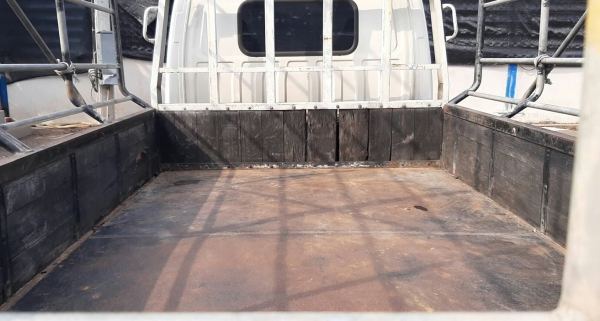 หกล้อ ฮีโน่ FD3H HO7C185โบว์ ติดเครน UNIC 3ตัน 3ปอก กะบะยาว5ม.เครืองดี แคชชีสวย รถสภาพดีใช้งานประจำ ทะเบียน ม.79 หกล้อ ฮีโน่ FD3H HO7C185โบว์ ติดเครน UNIC 3ตัน 3ปอก กะบะยาว5ม.เครืองดี แคชชีสวย รถสภาพดีใช้งานประจำ ทะเบียน ม.79