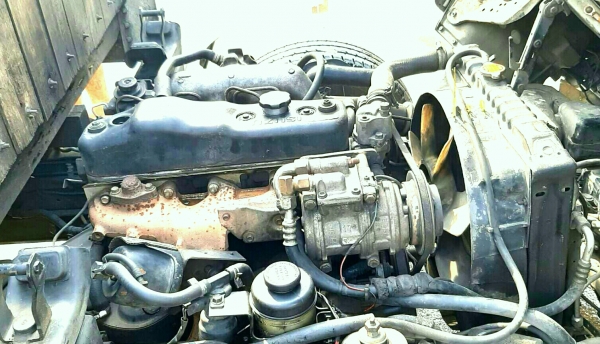 หกล้อ ฮีโน่ FD3H HO7C185โบว์ ติดเครน UNIC 3ตัน 3ปอก กะบะยาว5ม.เครืองดี แคชชีสวย รถสภาพดีใช้งานประจำ ทะเบียน ม.79 หกล้อ ฮีโน่ FD3H HO7C185โบว์ ติดเครน UNIC 3ตัน 3ปอก กะบะยาว5ม.เครืองดี แคชชีสวย รถสภาพดีใช้งานประจำ ทะเบียน ม.79