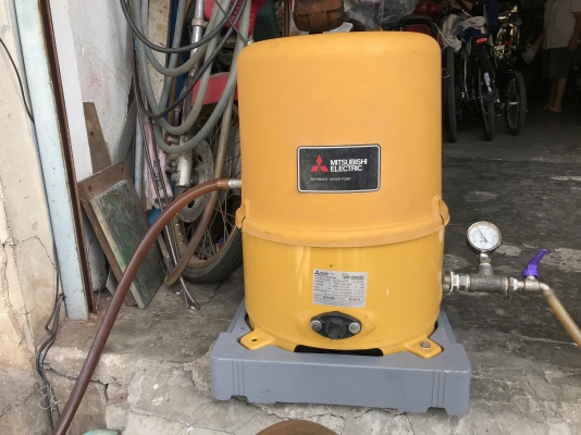 ขายปั๊มน้ำอัตโนมัติ Mitsubishi 200W สภาพสวย หมุนนิ่ม ตรวจเช็คแรงดันเรียบร้อย ไม่มีรั่วซึม พร้อมใช้งาน ราคา 2,800 บาทพร้อมส่งครับ