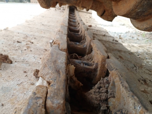 มี VDO ให้ชม.KOMATSU PC200-8 MO มีระบบหัวกระแทก มีที่ปรับมือคอลโทรล ราคา 1050000