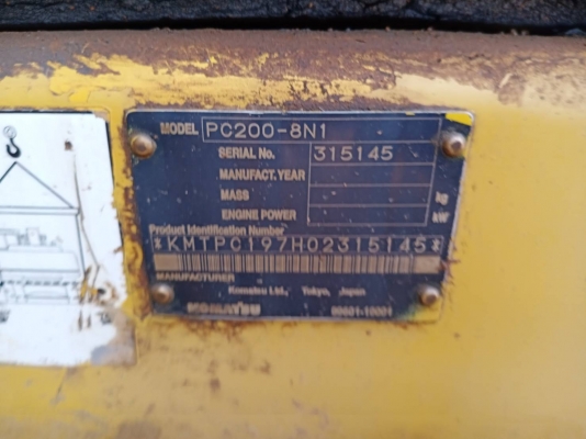 มี VDO ให้ชม.KOMATSU PC200-8 MO มีระบบหัวกระแทก มีที่ปรับมือคอลโทรล ราคา 1050000