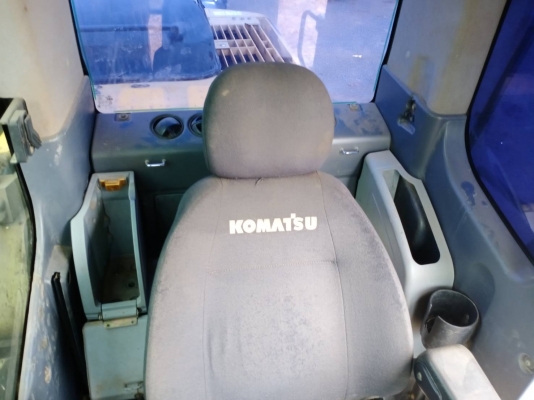 มี VDO ให้ชม.KOMATSU PC200-8 MO มีระบบหัวกระแทก มีที่ปรับมือคอลโทรล ราคา 1050000