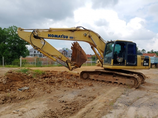 มี VDO ให้ชม.KOMATSU PC200-8 MO มีระบบหัวกระแทก มีที่ปรับมือคอลโทรล ราคา 1050000