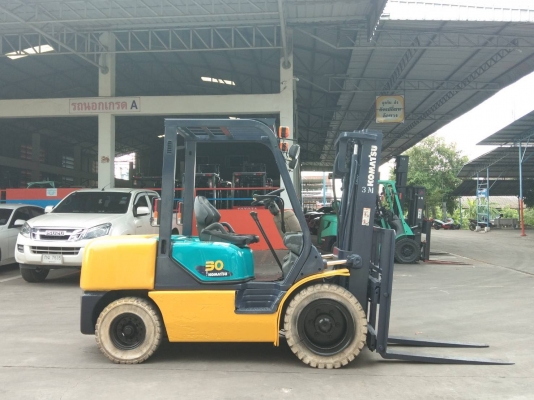 ขายฟอร์คลิฟต์KOMATSU FD30C-14ขนาด3ตันเสายกสูง3เมตรเกียร์คลทซ์งาSLIDEเครื่องยนต์ดีเซล4D9 4Eขาย225000