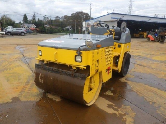 ขายรถบด 3.5ตัน SAKAI  TW500W-1 3,900ชม. จากญี่ปุ่น โทร. 092-929-9942 ธีรเทพ (แบงค์)