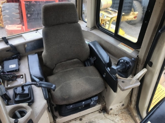 ขายรถดันดิน CAT D6R นำเข้าเองจากญี่ปุ่น สภาพสวยพร้อมใช้ มีVDOการทำงานครับ ขายรถดันดิน CAT D6R นำเข้าเองจากญี่ปุ่น สภาพสวยพร้อมใช้ มีVDOการทำงานครับ