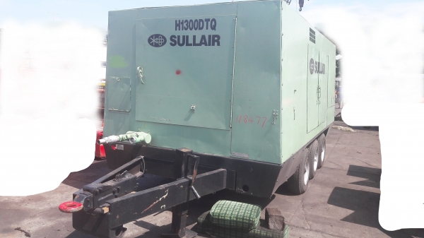 ขายปั้มลม Sullair รุ่น H1300 เครื่อง CAT 3406T 475 แรงม้า ลม 10.3 บาร์ 1300 cfm 150PSIG ปั้มลมสกรูสภาพสวย นำเข้าจากญี่ปุ่น ขายถูกครับ เน้นโทร.084-5424150