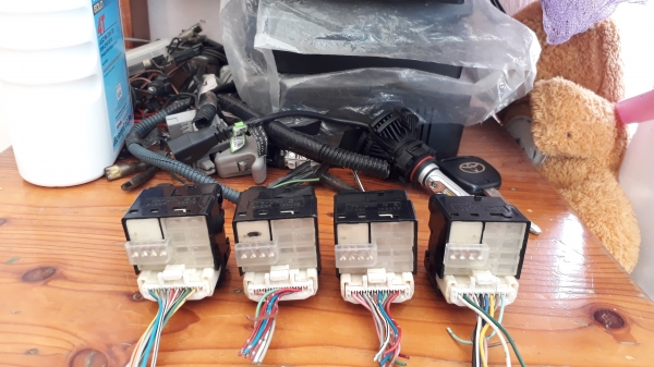 สวิทช์ปรับกระจกมองข้าง TOYOTA CAMRY ACV30 2003 2004 แท้ สวิทช์ปรับกระจกมองข้าง TOYOTA CAMRY ACV30 2003 2004 แท้