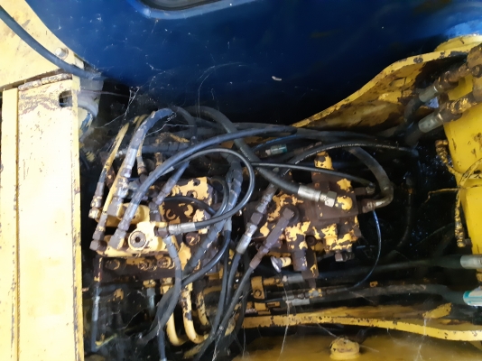 ขายด่วน SK120(มากที) ไฟฟ้าเต็ม แอรหนาว เอกสารอินวอยส์ สภาพดี พร้อมใช้งาน