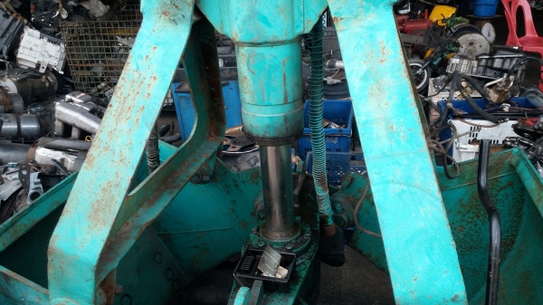 หัวคีบ ไฮโดรลิค คีบเหล็ก คีบไม้ คีบกระดาษ คีบอ้อย